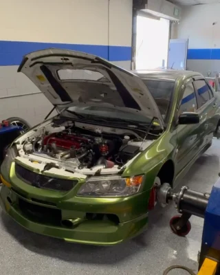 @estevan_caballero’s Evo 9 GSR threw down come big numbers on @speedlab_inc’s Dyno last week - 851hp & 635tq at 50 psi on E85. Like all the fastest Evos out there, this one is #COOLEDbyCSF - Full Size Slim All-Aluminum Radiator w/ 12in SPAL Fan (CSF #7075)